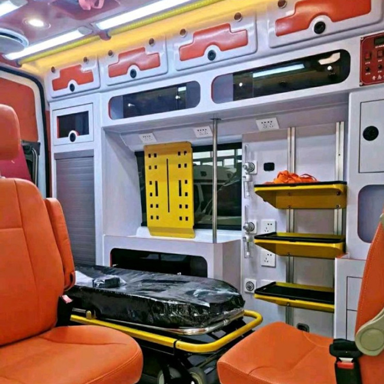 吴兴长途救护车护送病人租赁价格